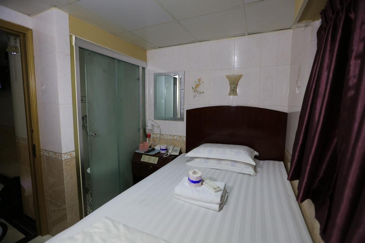 Everest Hostel 14/F Hong Kong Exterior photo